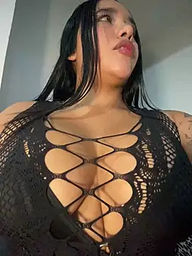 Snapshot of mis-violetha chatting on 05/01/26, 03:00 mis-violetha online show from 05/01/26, 03:00