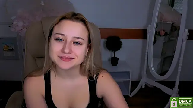 Lulu   Moon online show from 02/06/26, 08:45