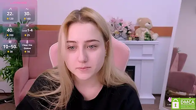 Lulu   Moon online show from 03/04/26, 10:05