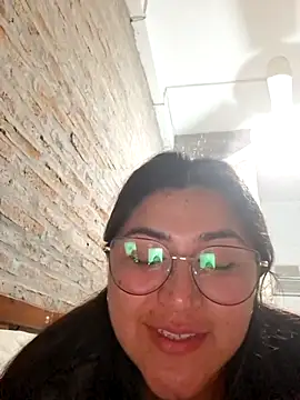 morenalatinaa online show from 04/17/26, 04:26