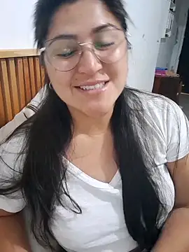 morenalatinaa online show from 04/27/26, 12:58