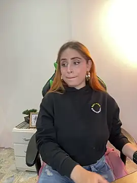 Adeline 1 online show from 10/10/25, 07:35