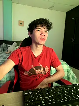 Snapshot of Im_Camii chatting on 10/30/25, 04:30 Im Camii online show from 10/30/25, 04:30