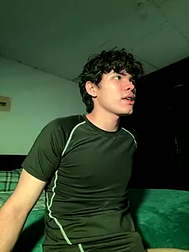 Snapshot of Im_Camii chatting on 11/18/25, 05:17 Im Camii online show from 11/18/25, 05:17