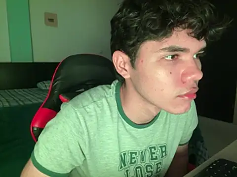 Im Camii online show from 04/19/26, 06:54