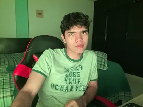 Im Camii online show from 04/23/26, 06:10