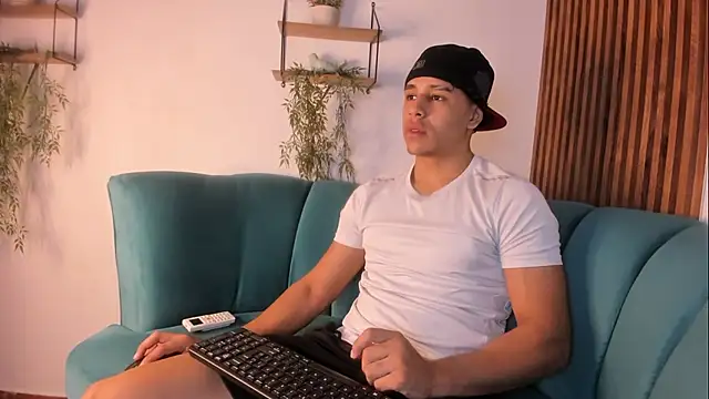 Adrian Volt online show from 01/07/26, 08:33