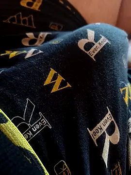 Snapshot of Samisamieden1 chatting on 03/25/26, 02:12 Samisamieden1 online show from 03/25/26, 02:12