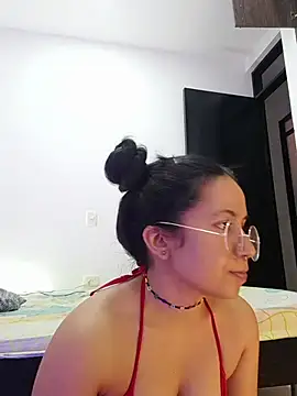 chiarafus0 online show from 11/03/25, 09:16