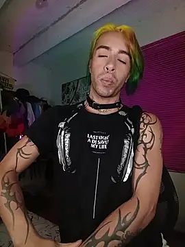 saenzjhonny online show from 10/11/25, 04:12