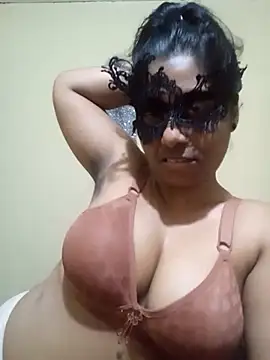 Expose Queen online show from 01/08/26, 05:04