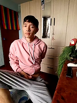 heyy noah11 online show from 10/14/25, 03:35