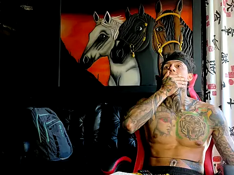 Molotov Explosive online show from 12/01/25, 07:08