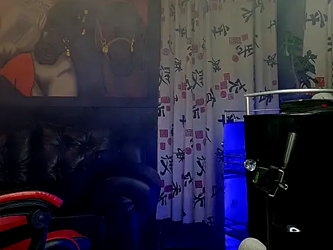 Molotov Explosive online show from 03/26/26, 12:17