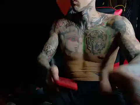 Molotov Explosive online show from 04/16/26, 10:23
