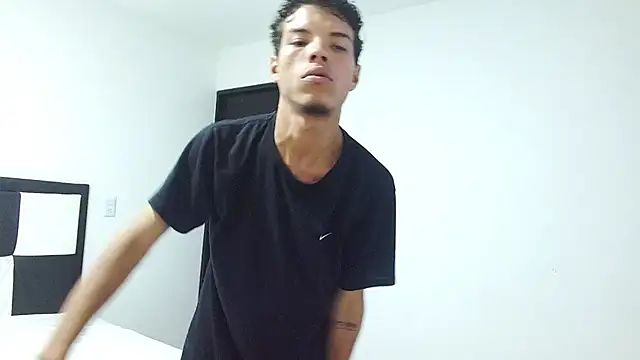 jhojan foxxx  online show from 10/19/25, 07:36