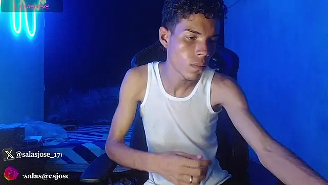 jhojan foxxx  online show from 11/22/25, 08:30