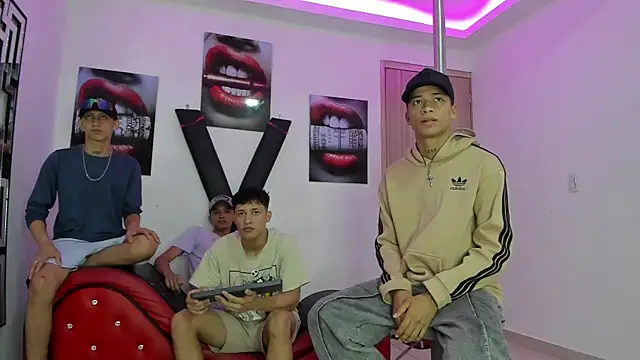 EMPIRE BOYS1 online show from 11/24/25, 07:24