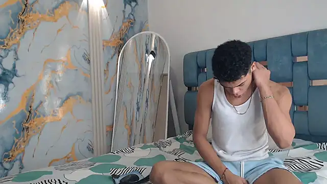 EMPIRE BOYS1 online show from 04/22/26, 07:26