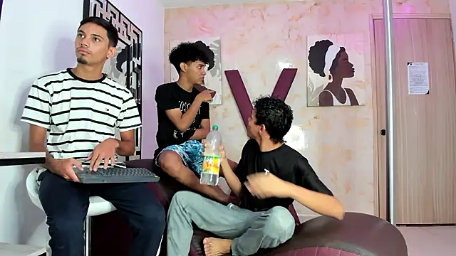 PYCS BOYS online show from 03/20/26, 01:27