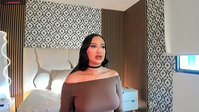 BEELLA TAY1 online show from 04/22/26, 11:34