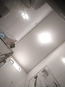 Guilhermekovaliosky online show from 12/20/25, 04:58