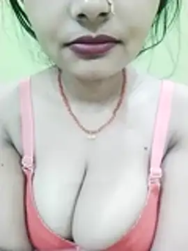 kiara-simmi online show from 11/16/25, 11:32