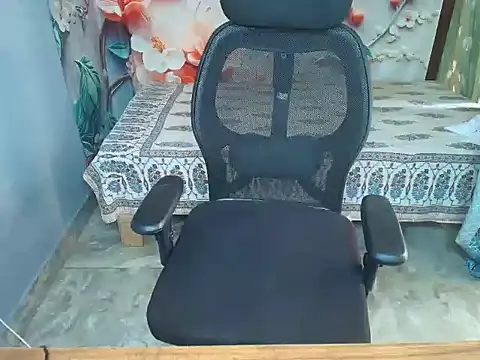 hii tanisha online show from 03/15/26, 05:13