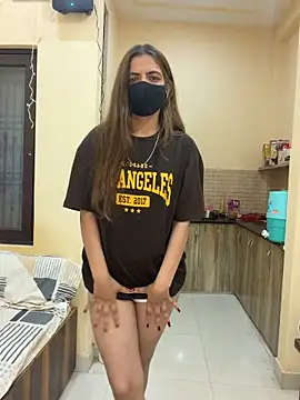 deepikaa aroraa online show from 02/22/26, 09:41