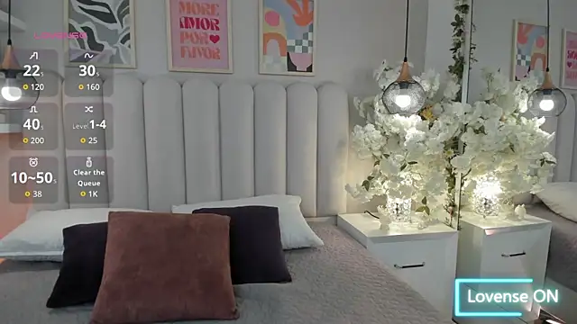 Snapshot of Isabella__gonzalez_ chatting on 11/07/25, 05:40 Isabella gonzalez online show from 11/07/25, 05:40