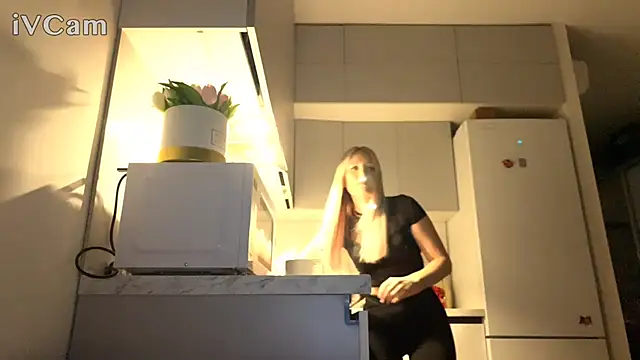 Snapshot of Biryanna chatting on 02/17/26, 09:54 Biryanna online show from 02/17/26, 09:54