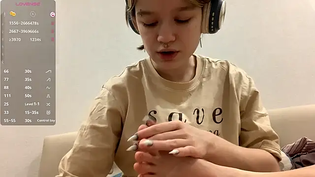 LorRebak online show from 12/19/25, 02:57