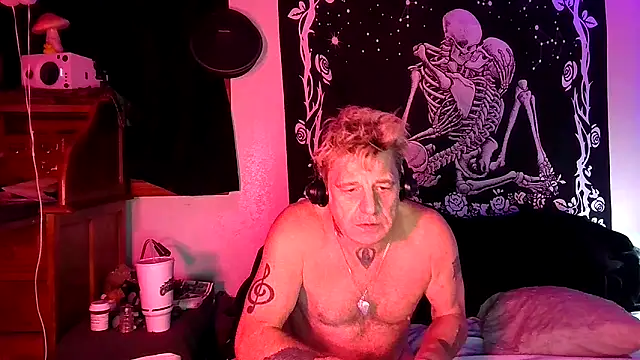 Snapshot of whitehole4bbc252 chatting on 04/21/26, 02:51 whitehole4bbc252 online show from 04/21/26, 02:51