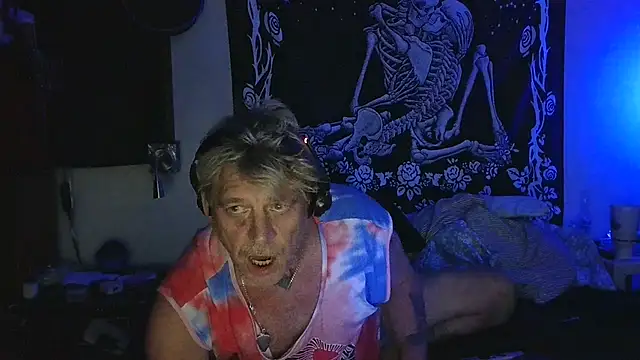 Snapshot of whitehole4bbc252 chatting on 06/06/26, 06:07 whitehole4bbc252 online show from 06/06/26, 06:07