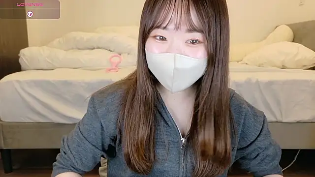 yura ra ra online show from 05/12/26, 01:19