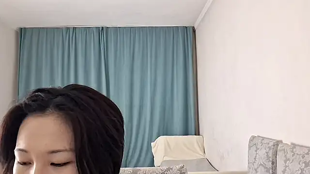 Lyndasilk online show from 04/08/26, 03:12