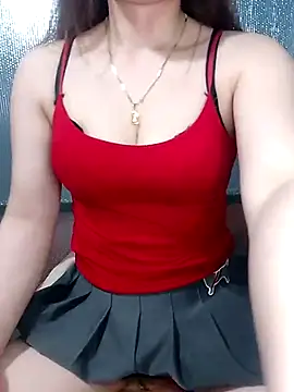 Snapshot of LeanaLy chatting on 06/26/26, 01:26 LeanaLy online show from 06/26/26, 01:26