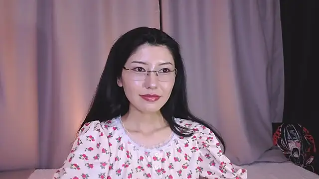 Snapshot of sunarinsun chatting on 05/21/26, 06:15 sunarinsun online show from 05/21/26, 06:15