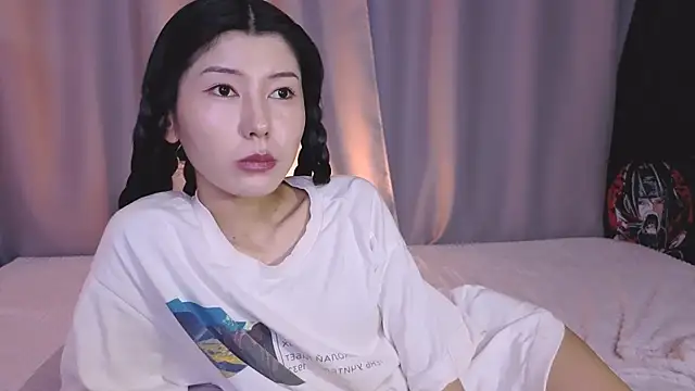 Snapshot of sunarinsun chatting on 06/14/26, 09:39 sunarinsun online show from 06/14/26, 09:39