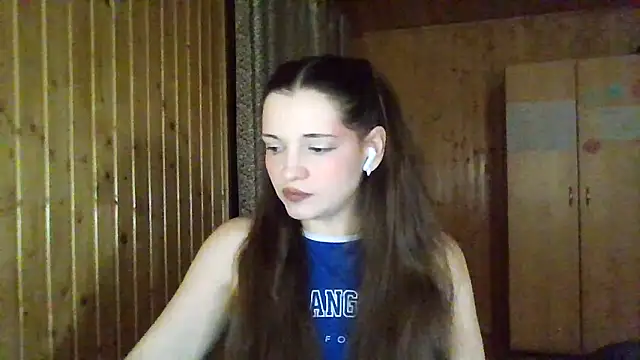 AmeliieLaFleur online show from 02/04/26, 07:42