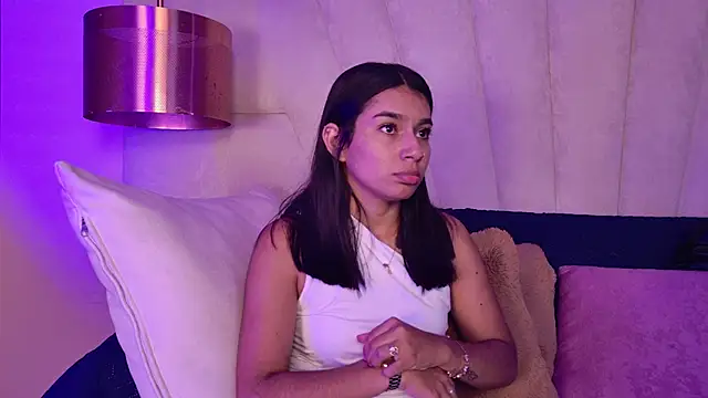 AlyssaRay online show from 11/23/25, 04:51