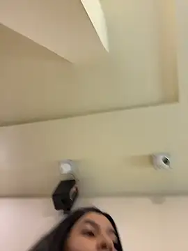 AlyssaRay online show from 04/22/26, 05:47