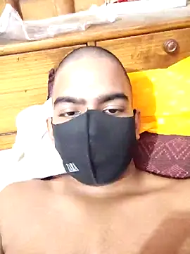 delhi  man 1 online show from 10/25/25, 02:46