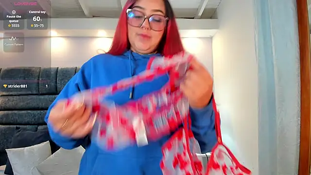 Snapshot of atennea_diiossa chatting on 10/31/25, 11:55 atennea diiossa online show from 10/31/25, 11:55