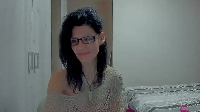 SweetSin40 online show from 12/15/25, 08:24