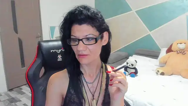 SweetSin40 online show from 04/05/26, 07:55