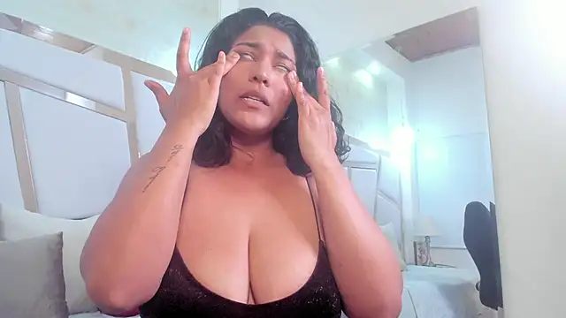 denisse khan online show from 02/07/26, 08:34