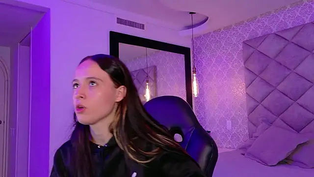 CARO ADAMS1 online show from 11/29/25, 11:46