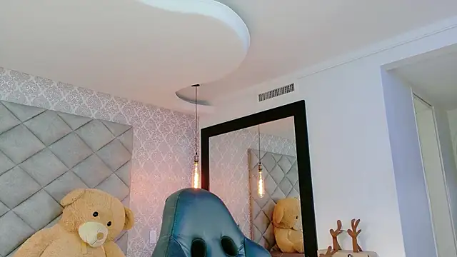 CARO ADAMS1 online show from 01/06/26, 12:09