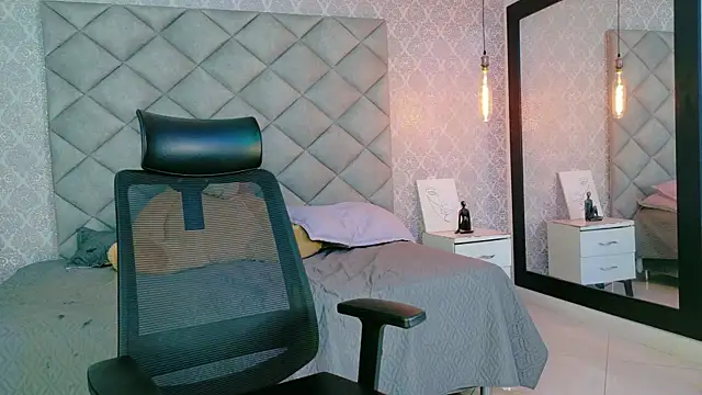 CARO ADAMS1 online show from 01/14/26, 10:21